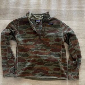 Camo Patagonia 1/4 Zip Fleece